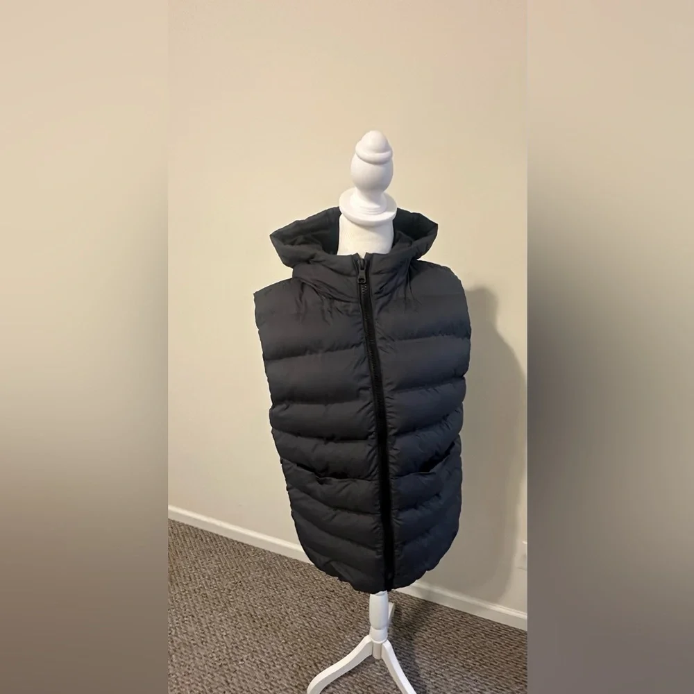 Zara Black Hooded Puffer Vest Size 13-14 - Picture 2 of 8